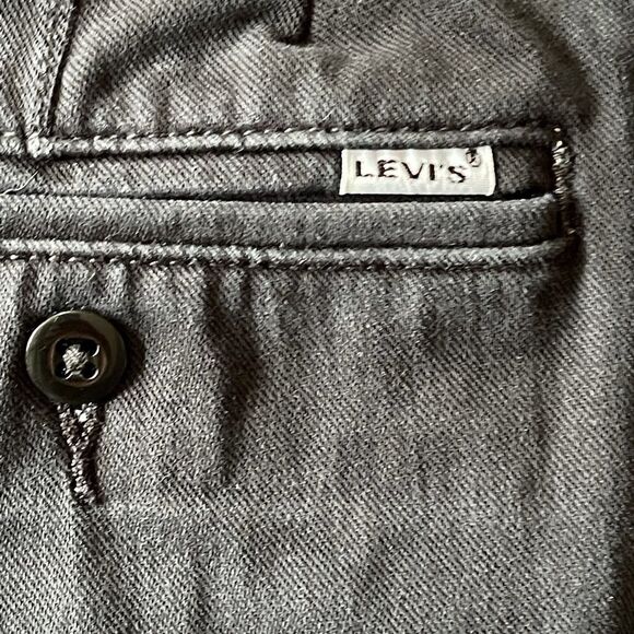 vintage Levi’s black 11” high rise jeans - Picture 6 of 13